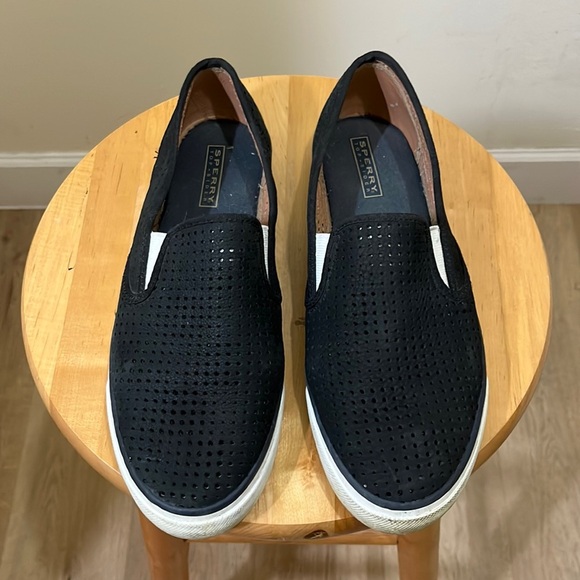 Sperry Shoes - Sperry women’s black leather open weave top-sliders. Size 9.5 M